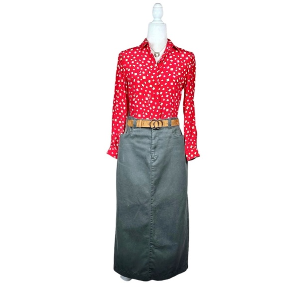 FERRAGAMO Vintage Silk Logo Printed Long Sleeve Button Down Top - Picture 9 of 13